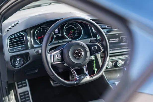 كازينو لاكي لويس تطبيق أندرويد/آي أو إس